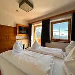 La Montana & Hiking Apartmán *