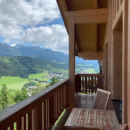 Apartament La Montana & Hiking