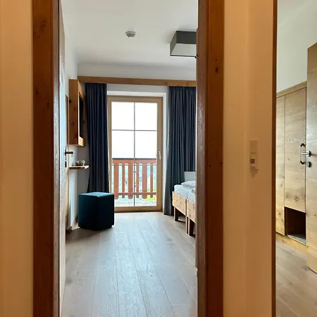 La Montana & Hiking Апартаменти