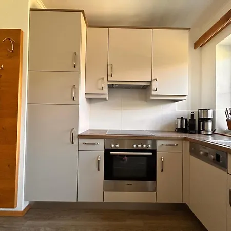 La Montana & Hiking Апартаменти *