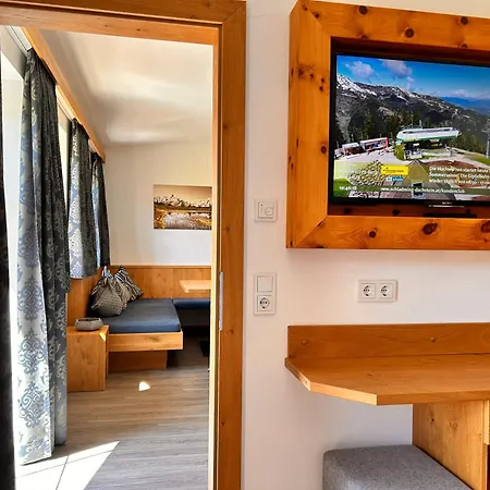 La Montana & Hiking Apartament Schladming