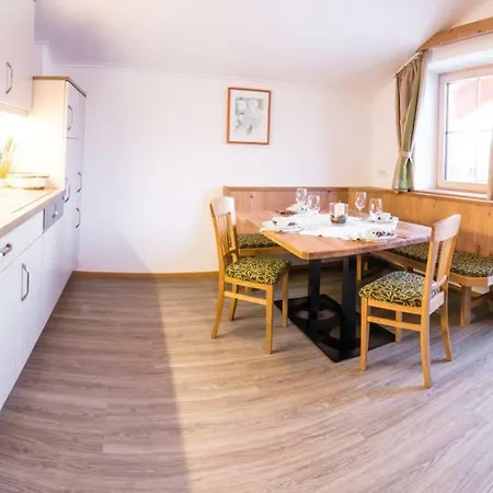 Apartament La Montana & Hiking