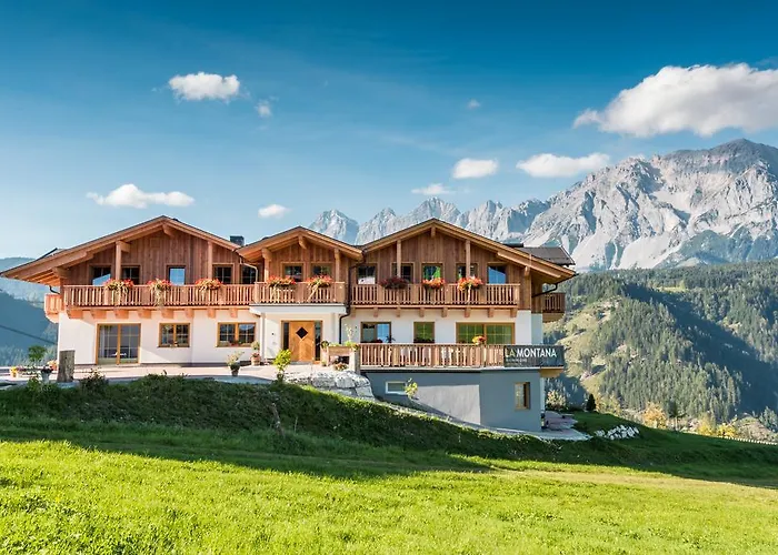 Апартаменты La Montana & Hiking *